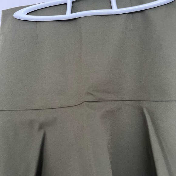 Dynamite mini skirt size small - Picture 2 of 4